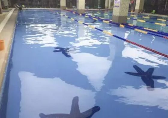 Impermeabilização de piscinas: telhas ou revestimento?